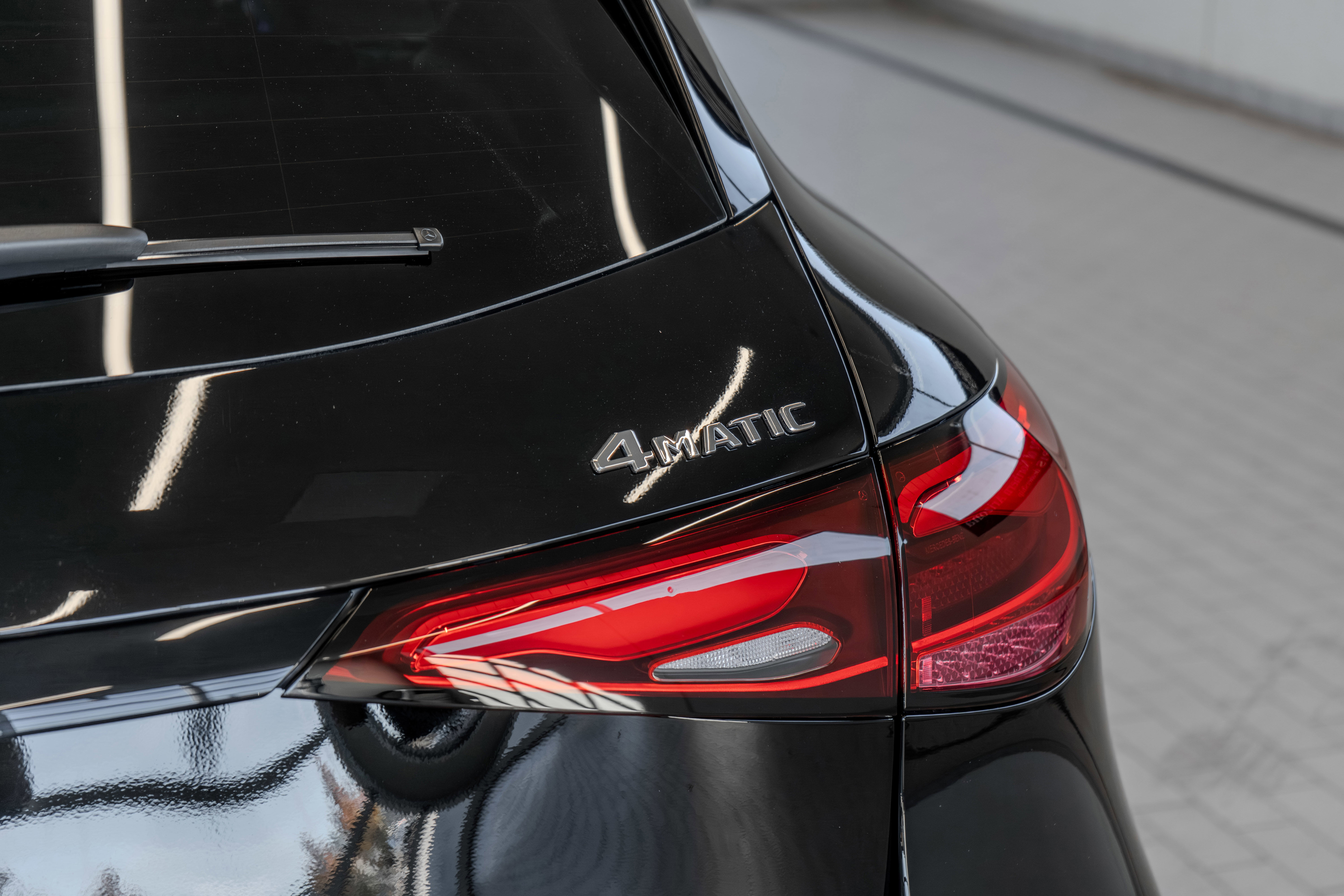 New 2026 Mercedes-Benz GLC 300 4MATIC image 24