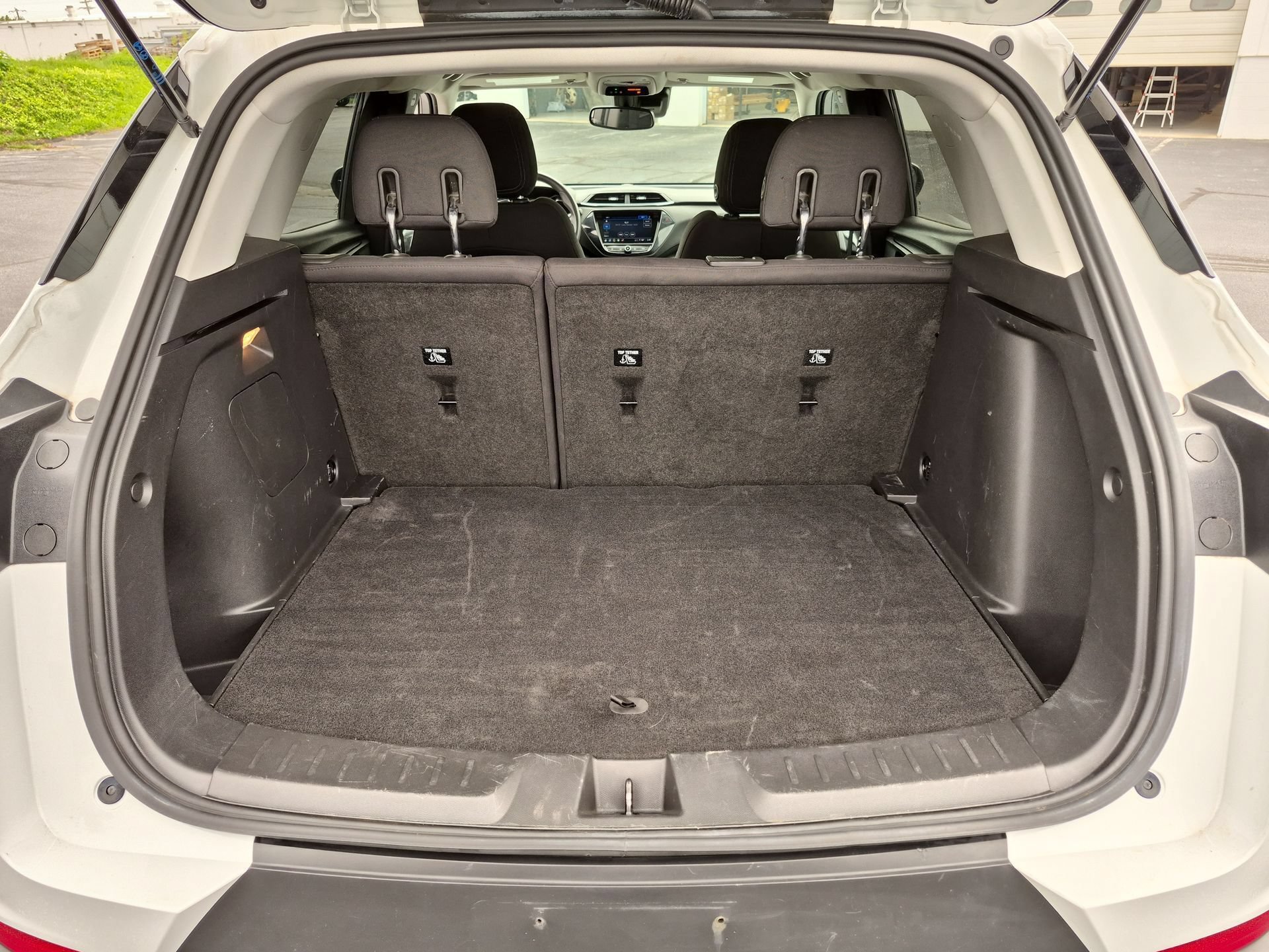 Certified 2023 Chevrolet TrailBlazer LT w/ Convenience Package AWD/4WD image 25