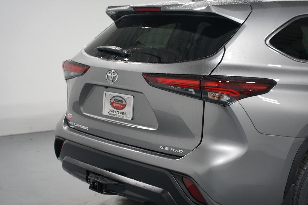 New 2026 Toyota Highlander XLE AWD/4WD image 9