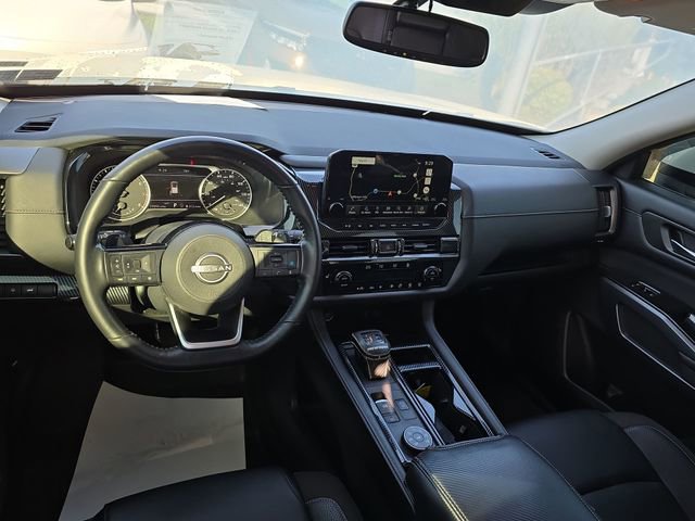 Certified 2022 Nissan Pathfinder SL w/ Lighting Package (N92) image 13