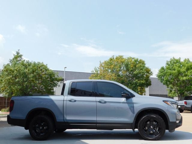 New 2026 Honda Ridgeline Black Edition image 9