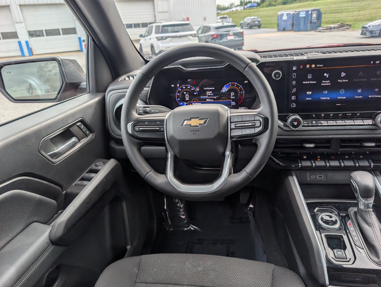 Used 2024 Chevrolet Colorado LT w/ LT Convenience Package II AWD/4WD image 17