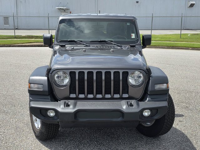 Used 2018 Jeep Wrangler Unlimited Sport S AWD/4WD image 2