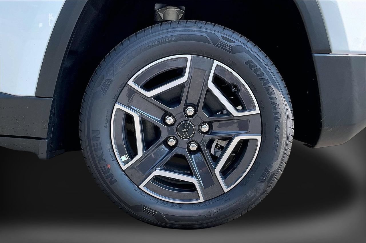 New 2026 Jeep Cherokee Laredo AWD/4WD image 28
