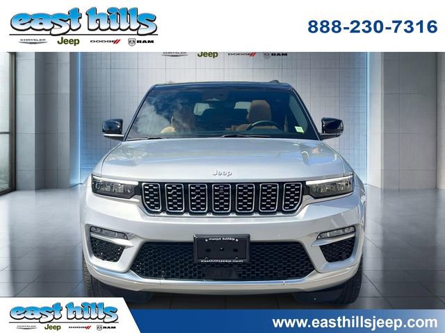 Certified 2024 Jeep Grand Cherokee Summit w/ Luxury Tech Group V image 2