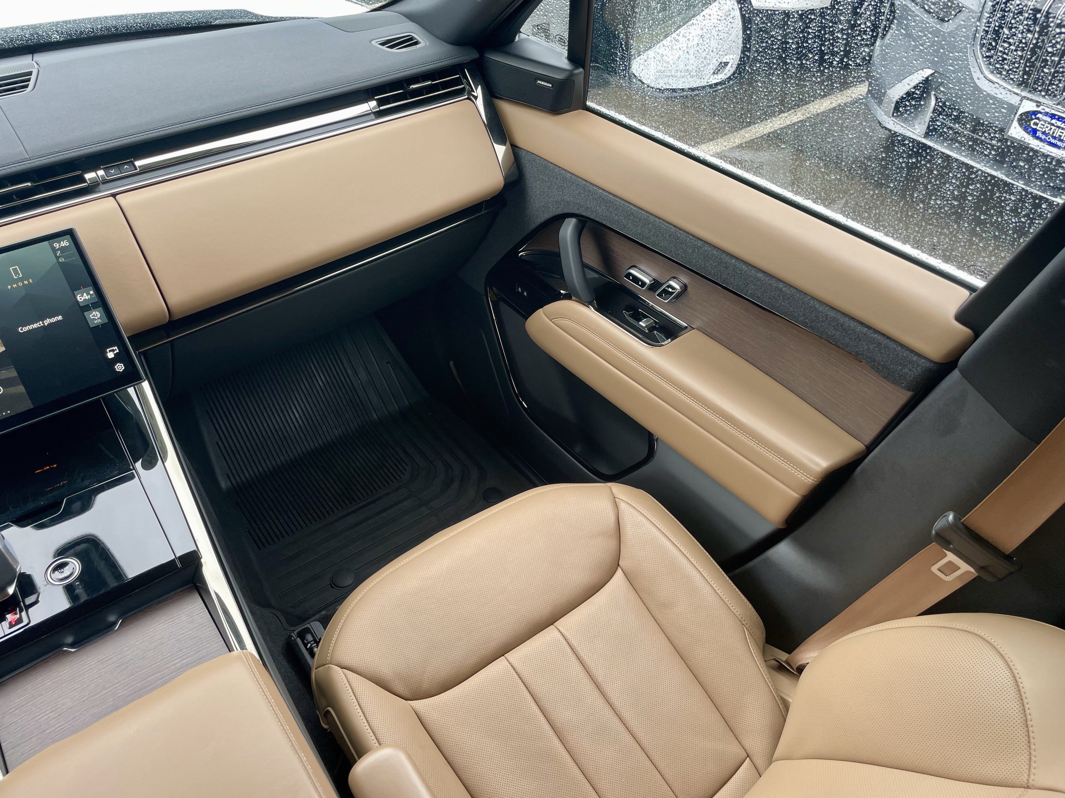Used 2024 Land Rover Range Rover Sport SE AWD/4WD image 18