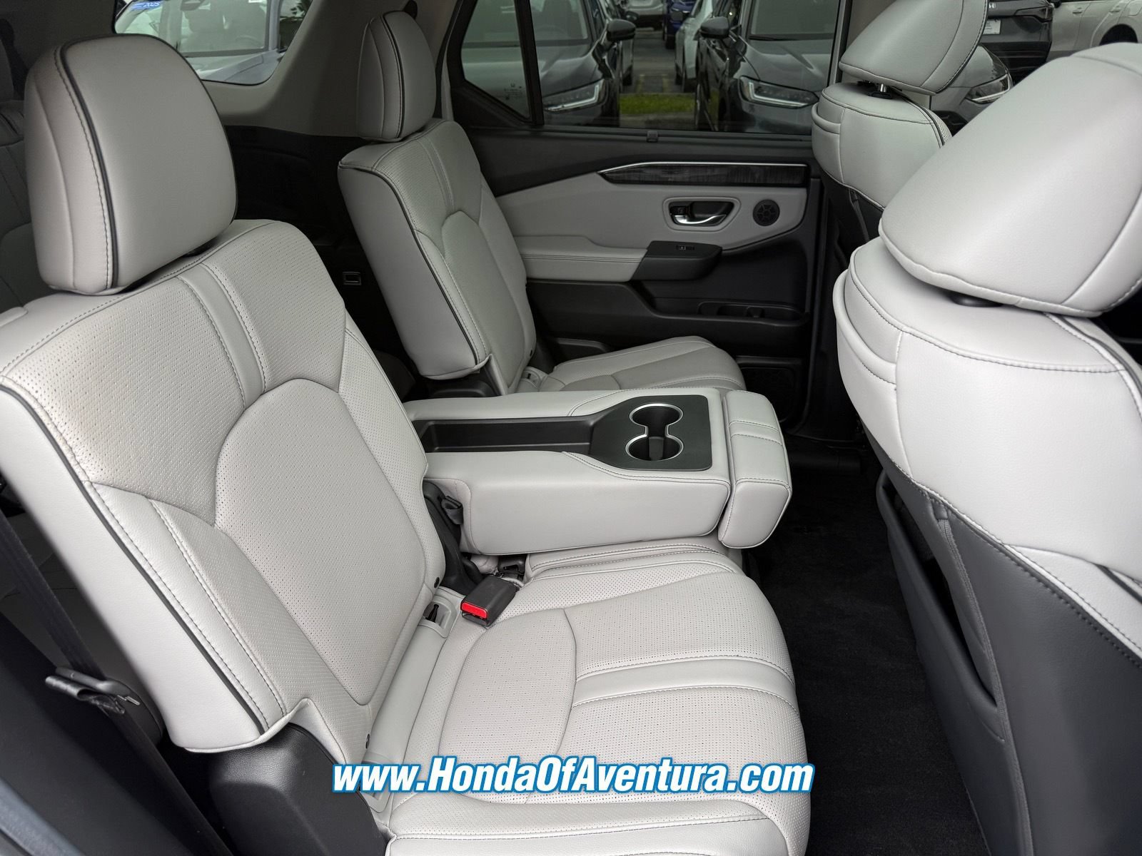 Certified 2025 Honda Pilot Elite image 13
