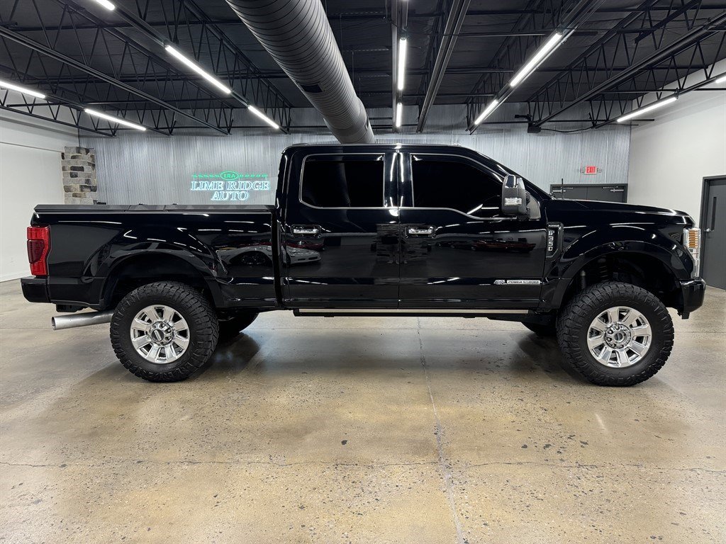 Used 2022 Ford F350 Platinum w/ FX4 Off-Road Package AWD/4WD image 16