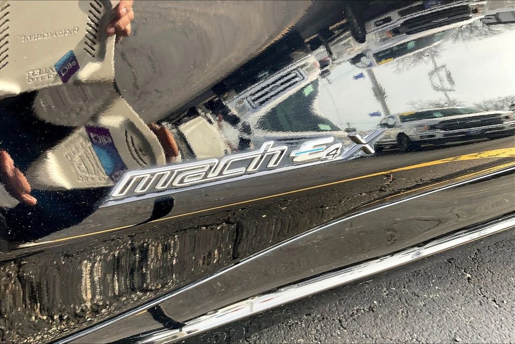 Certified 2022 Ford Mustang Mach-E Premium image 7