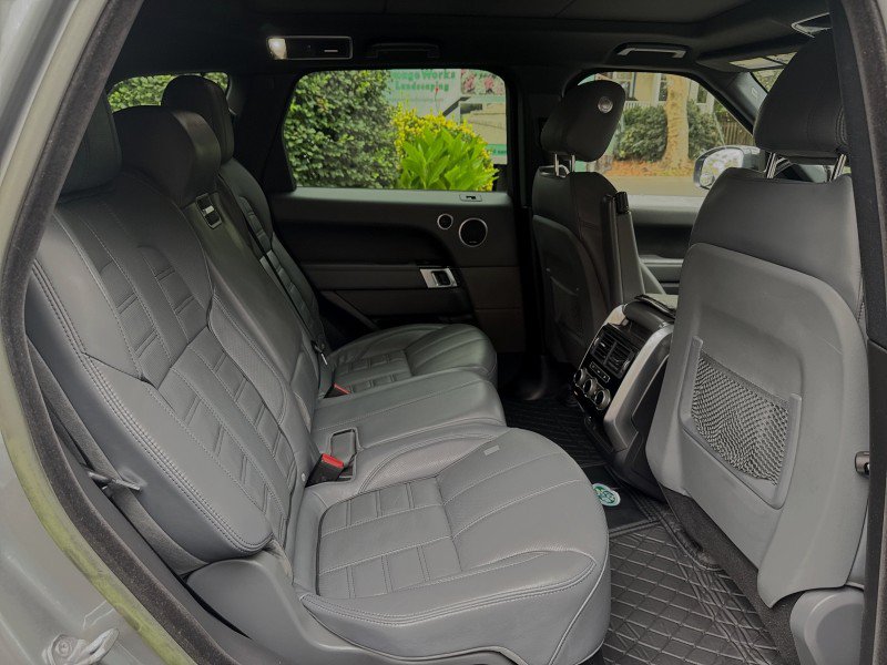 Used 2015 Land Rover Range Rover Sport Autobiography AWD/4WD image 32