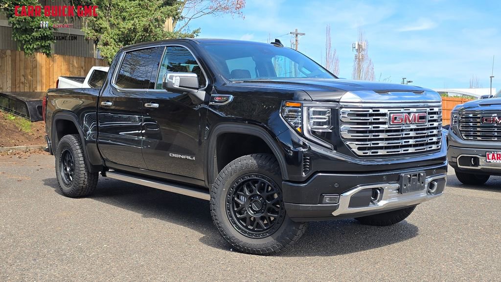 Used 2025 GMC Sierra 1500 Denali w/ Denali Reserve Package AWD/4WD image 1