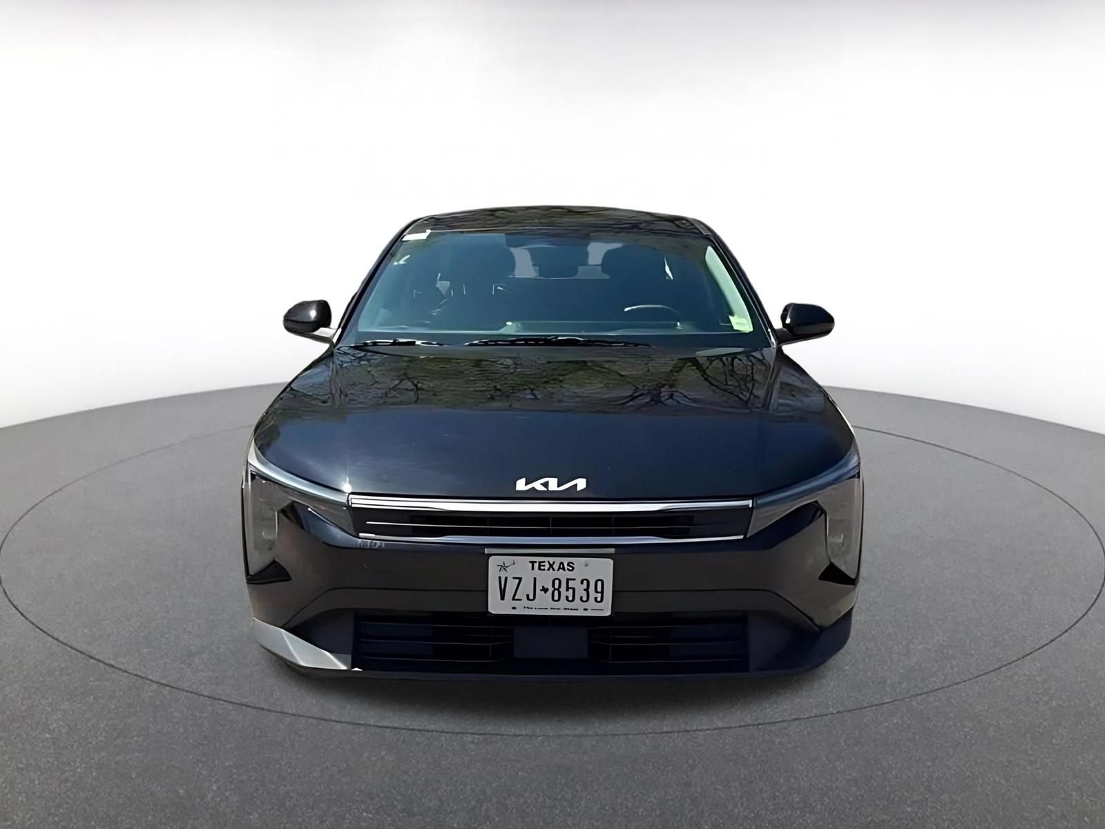 Used 2025 Kia K4 FWD image 3