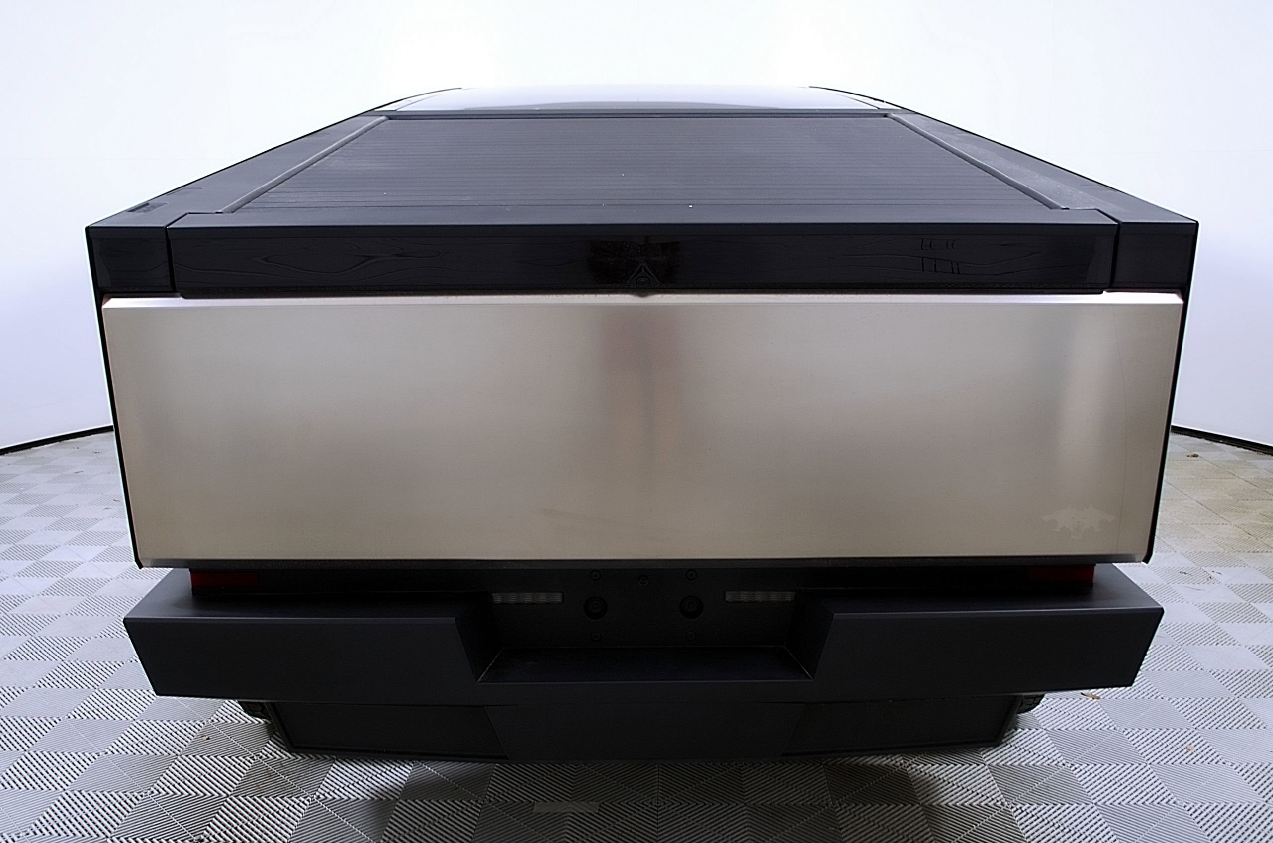 Used 2024 Tesla Cybertruck Cyberbeast image 8