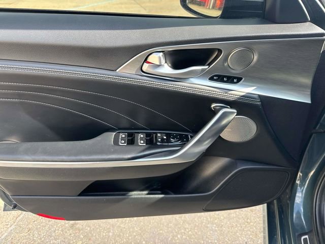 Used 2022 Kia Stinger GT2 image 22