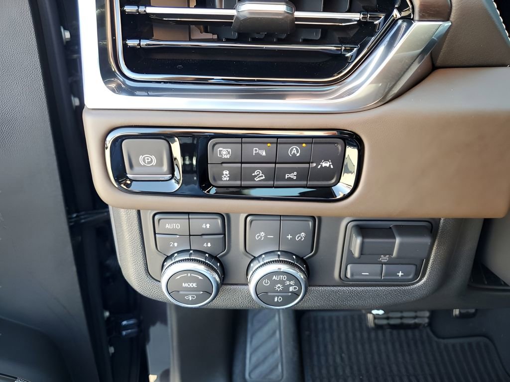 Used 2025 GMC Yukon XL Denali Ultimate image 34