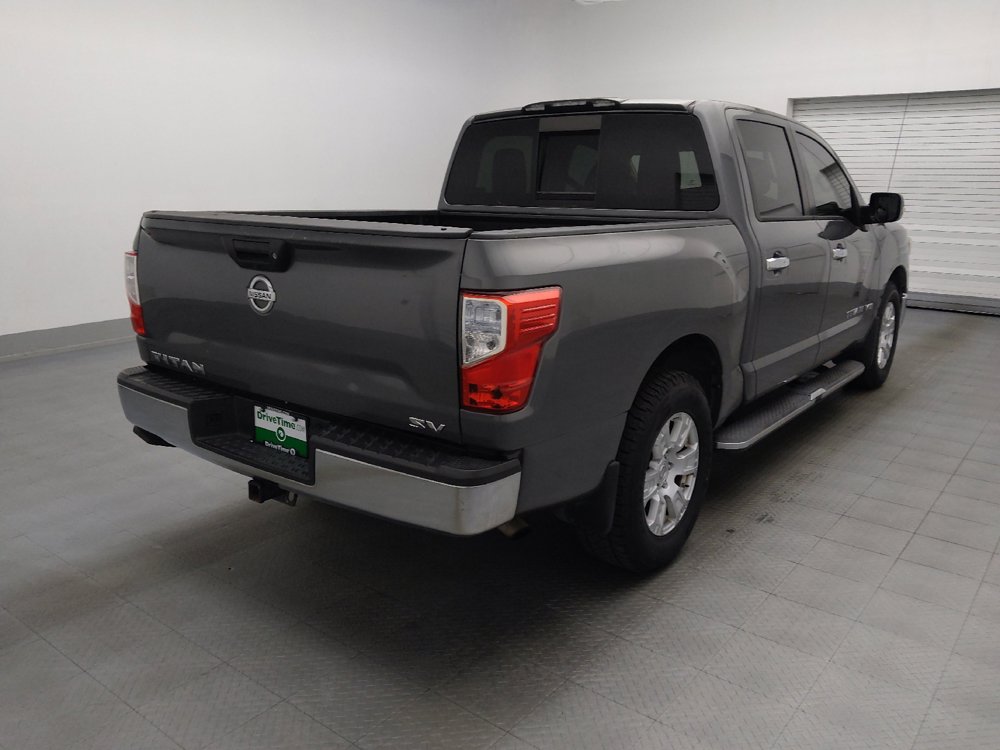 Used 2019 Nissan Titan SV RWD image 9