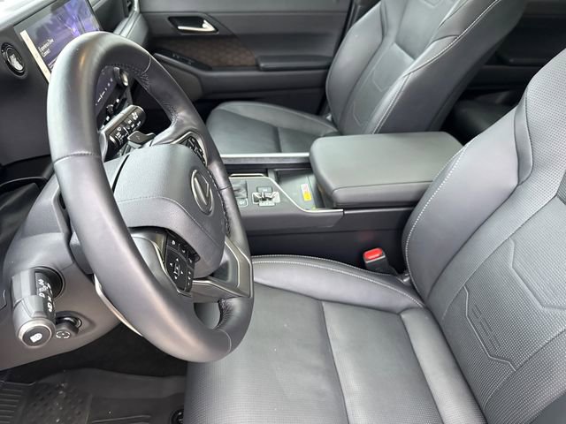 Used 2024 Lexus GX 550 w/ Accessory Package (Z1) AWD/4WD image 20