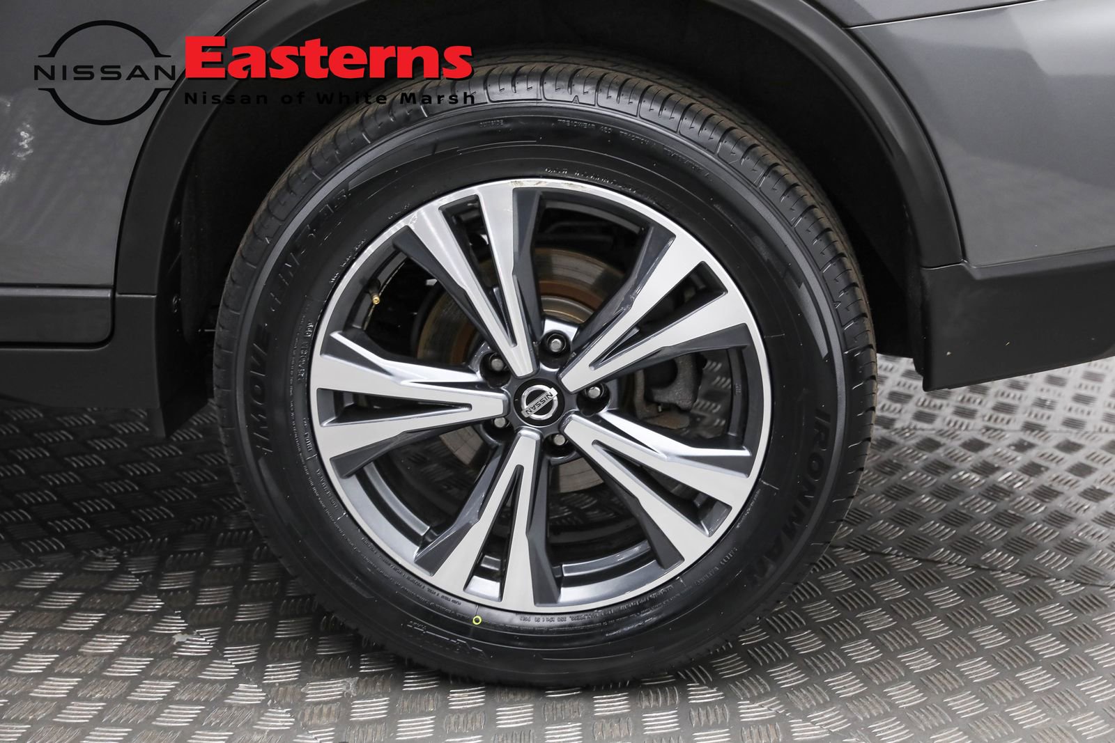 Used 2019 Nissan Rogue SV w/ Premium Package image 36