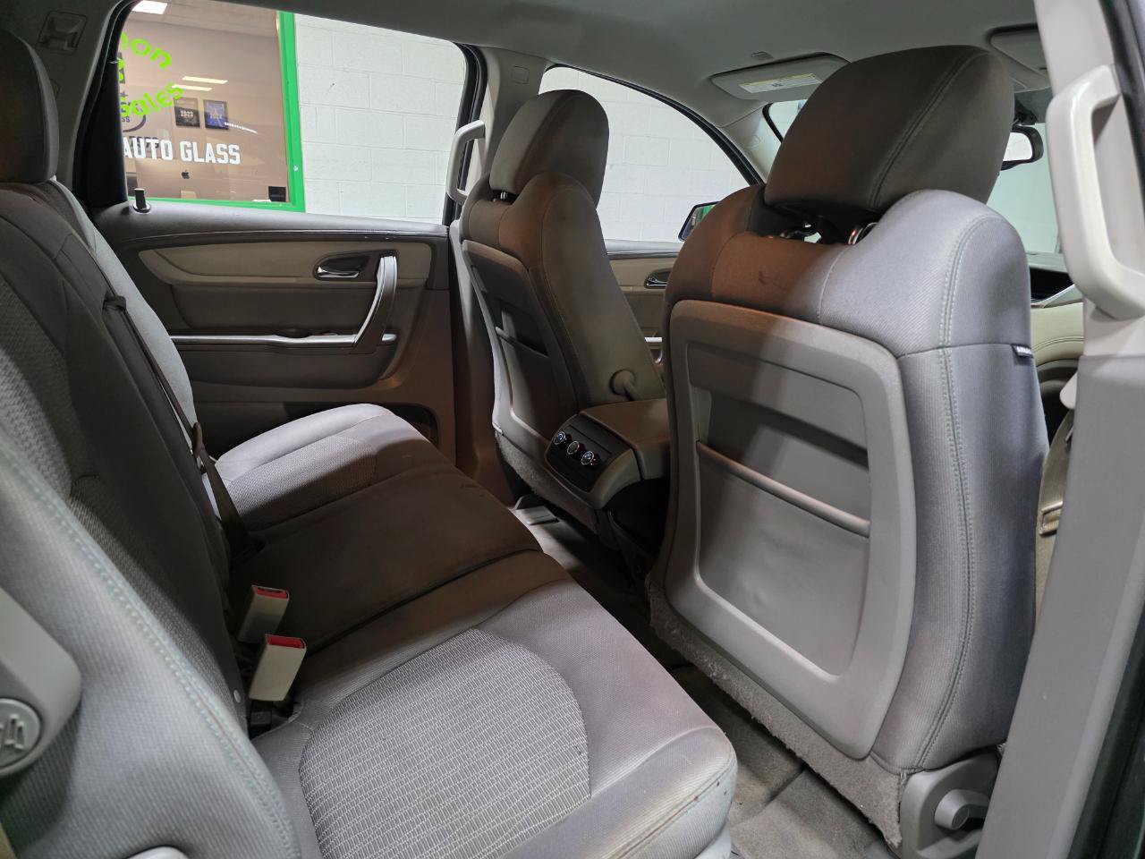 Used 2017 Chevrolet Traverse LS FWD image 23