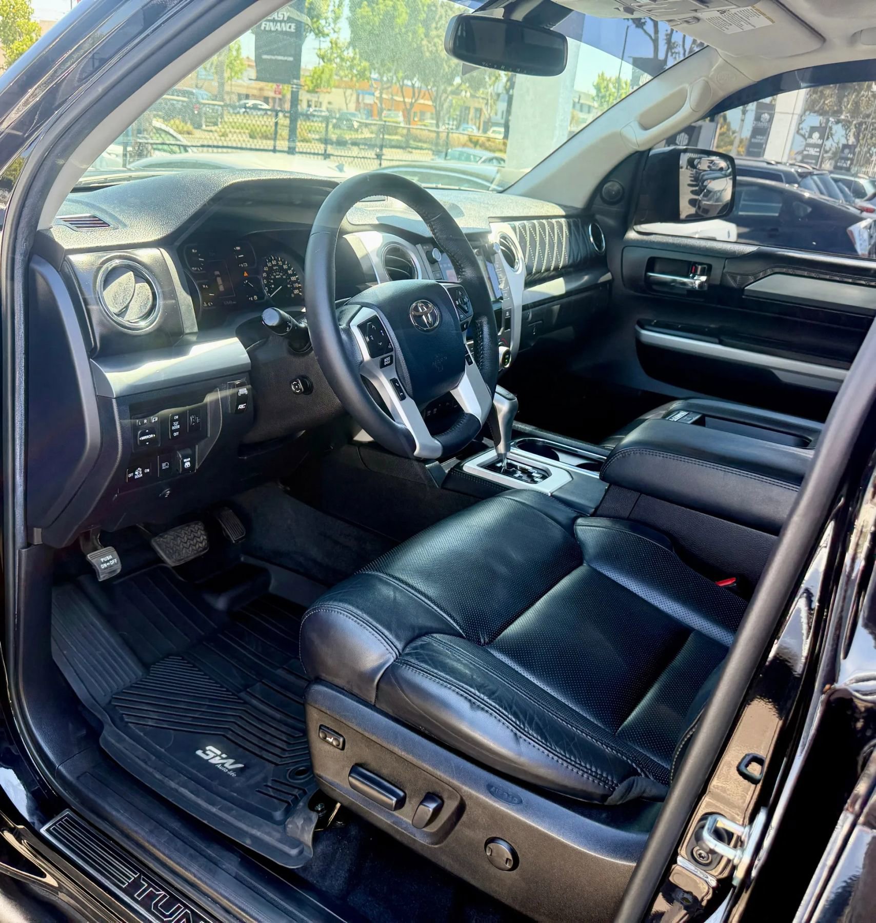 Used 2020 Toyota Tundra Platinum image 14