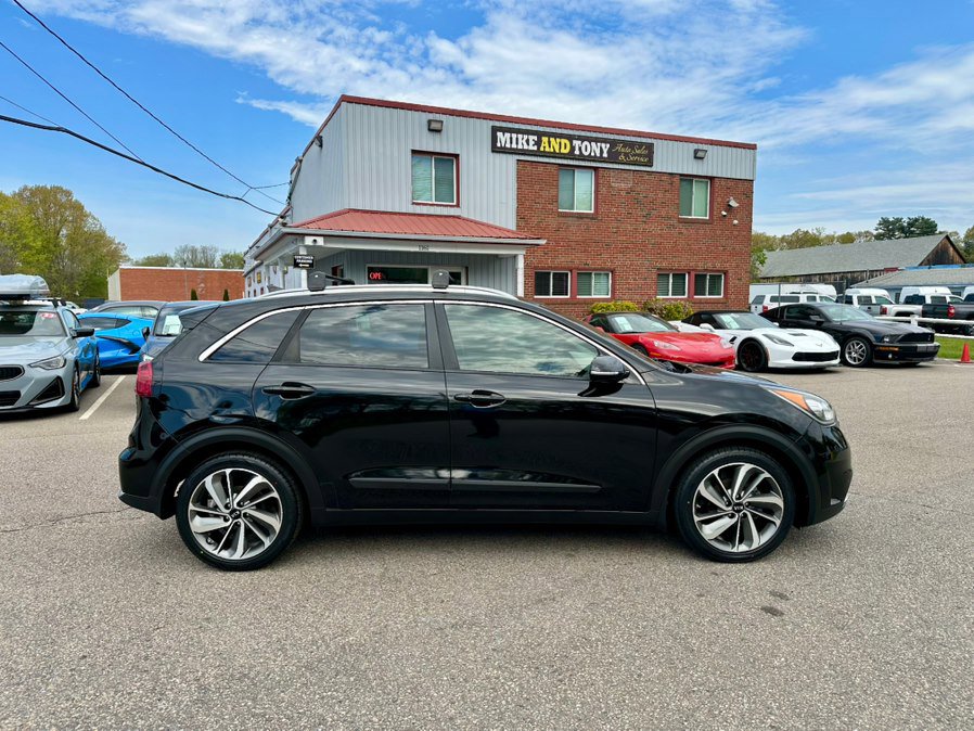 Used 2018 Kia Niro Touring FWD image 5