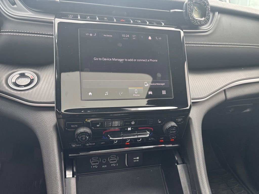 Used 2025 Jeep Grand Cherokee L Altitude image 15