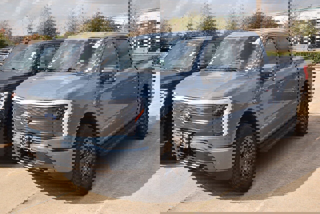 Certified 2023 Ford F150 Lightning Lariat image 2