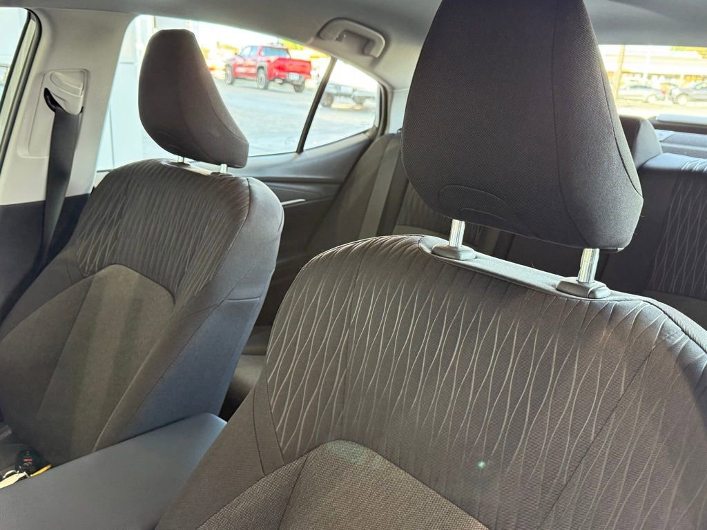 Used 2025 Toyota Camry LE image 20