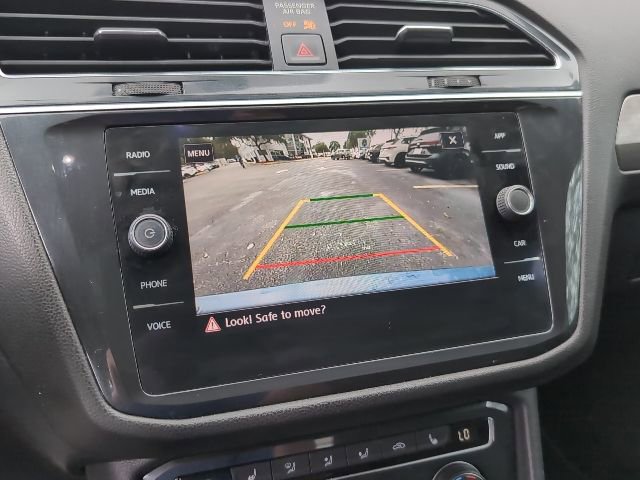 Used 2019 Volkswagen Tiguan SE image 21