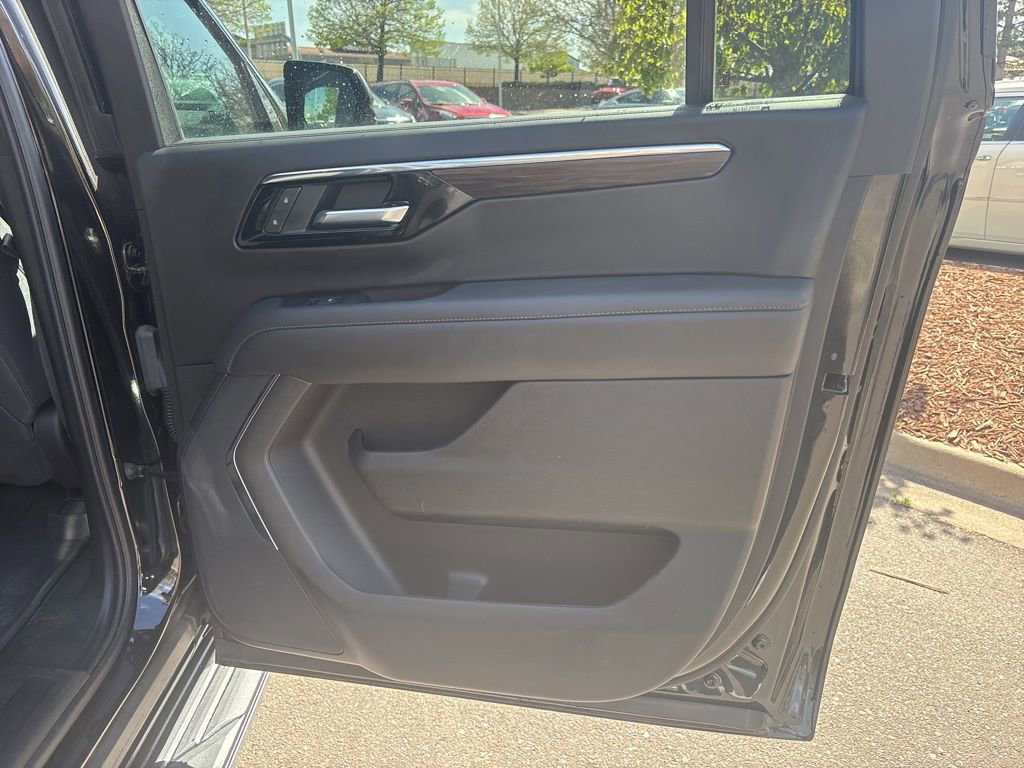 Used 2025 Chevrolet Suburban LS w/ Max Trailering Package AWD/4WD image 21