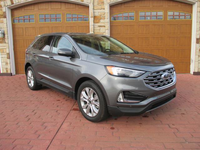 Used 2024 Ford Edge Titanium image 1