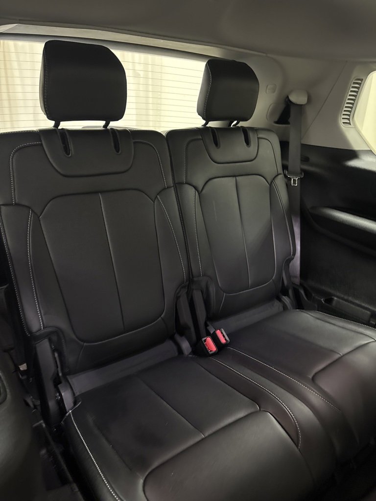 Used 2022 Jeep Grand Cherokee L Limited image 47