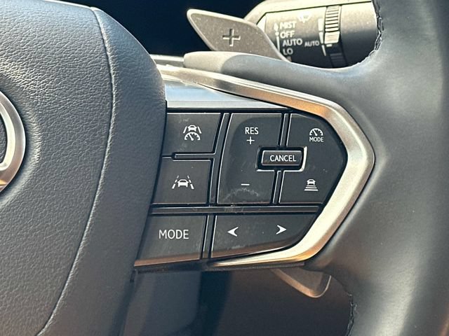 Used 2024 Lexus RZ 450e Premium AWD/4WD image 8
