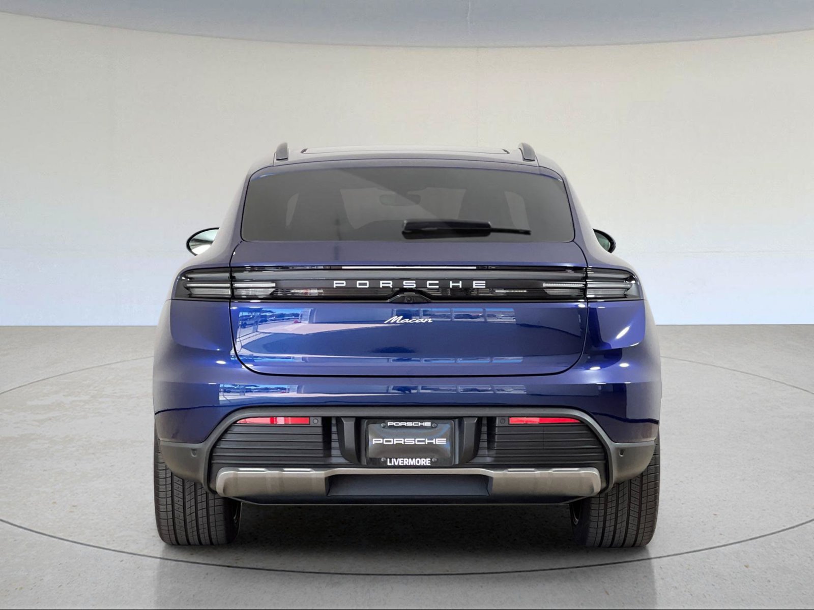 New 2026 Porsche Macan Electric RWD image 7
