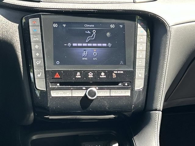 Certified 2025 INFINITI QX50 Luxe AWD/4WD image 25
