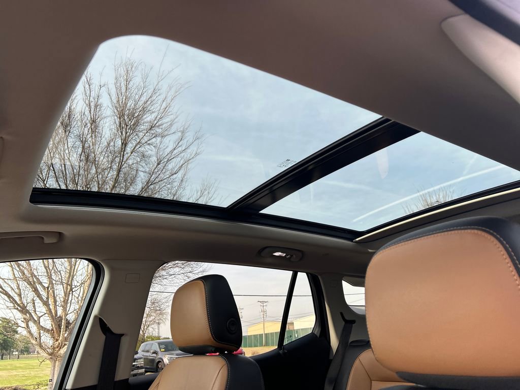 Certified 2021 GMC Terrain SLT image 16