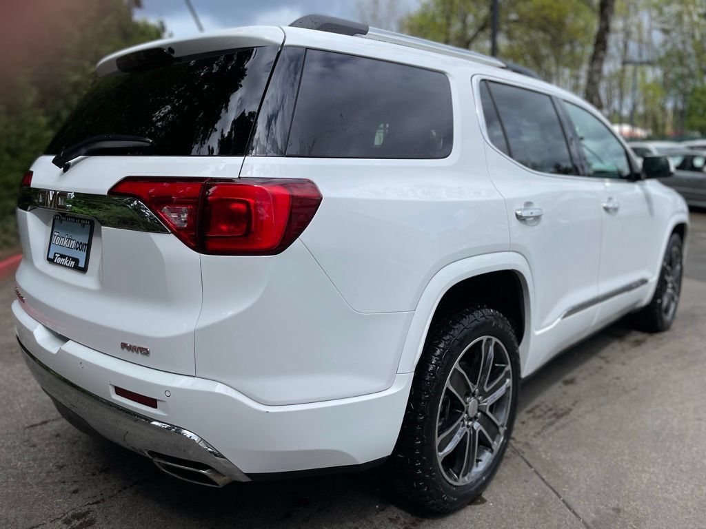Used 2019 GMC Acadia Denali AWD/4WD image 4