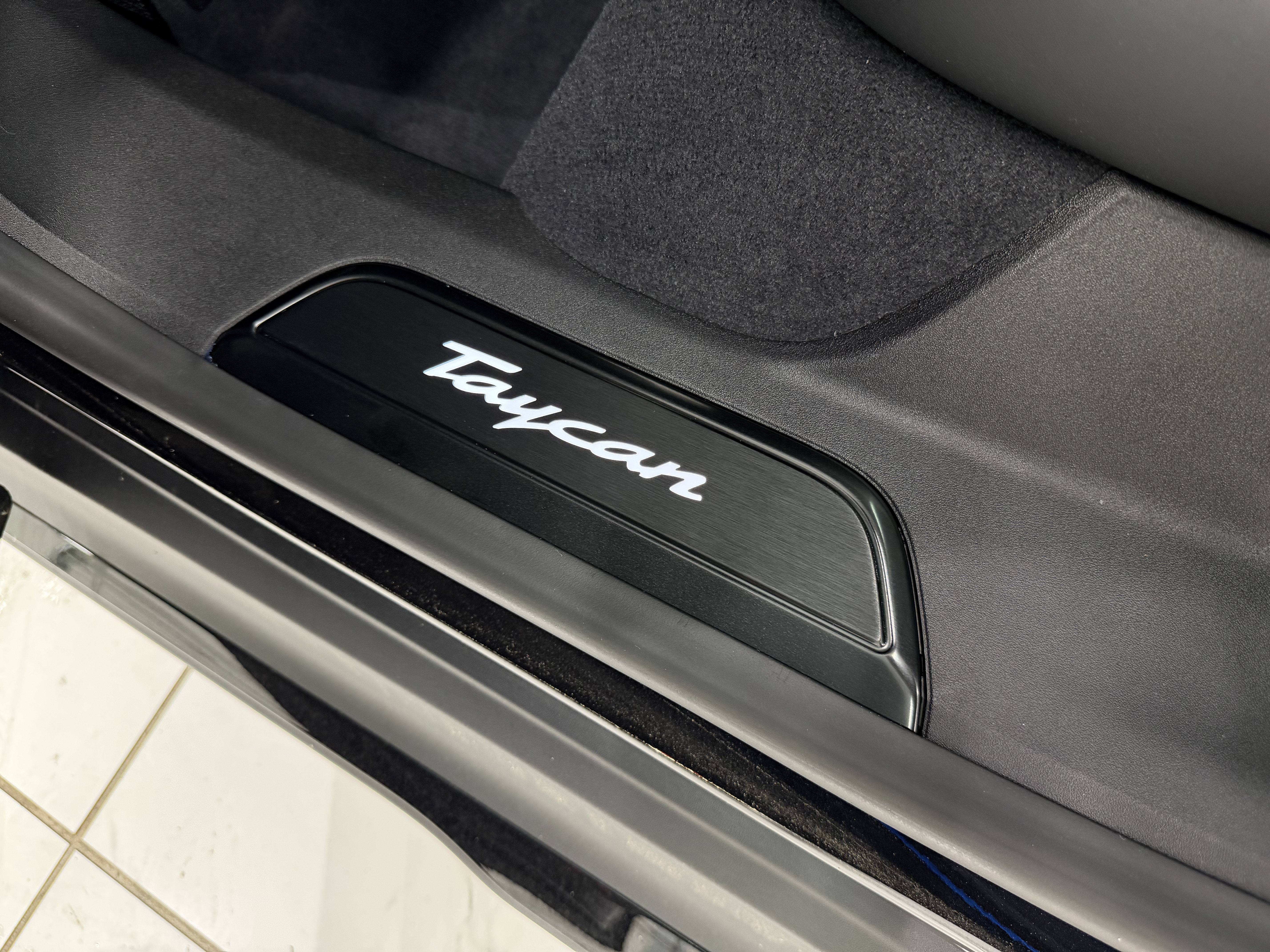 New 2026 Porsche Taycan AWD/4WD image 23