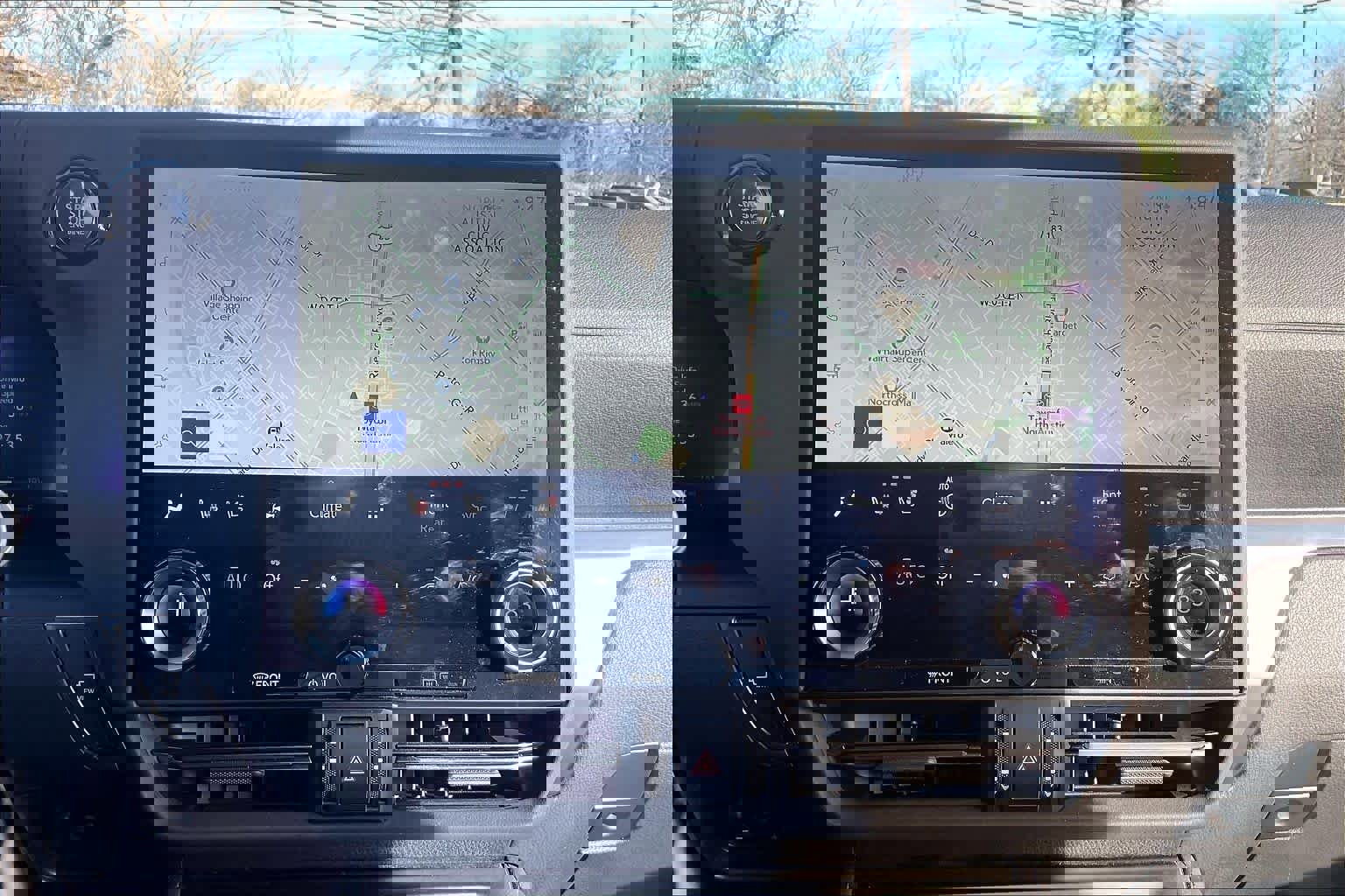 Used 2024 Lexus GX 550 w/ Accessory Package (2T) image 31