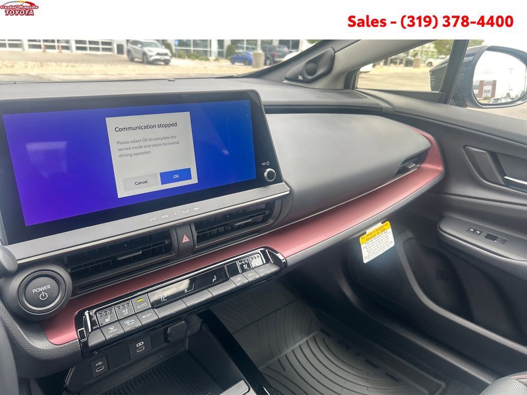 New 2026 Toyota Prius Plug-In Hybrid FWD image 13