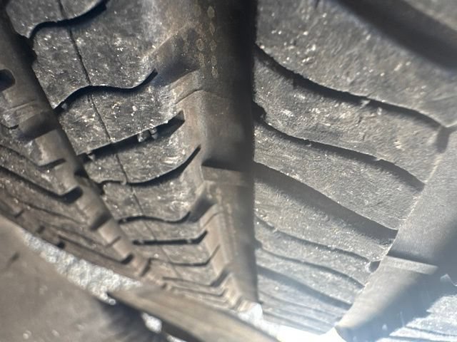 Used 1996 Ford Mustang GT RWD image 11