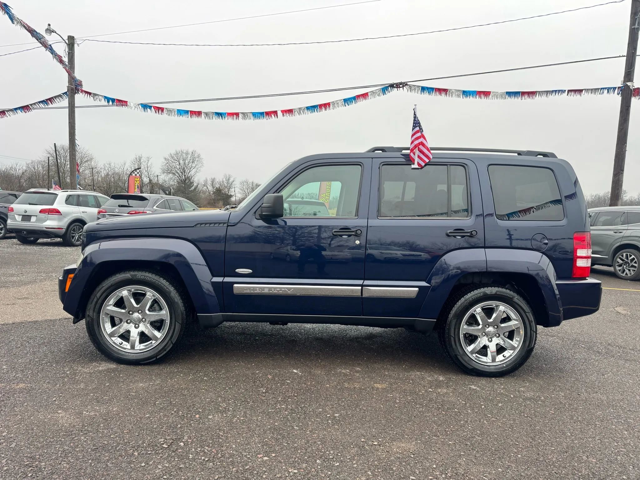 Used 2012 Jeep Liberty Sport image 2