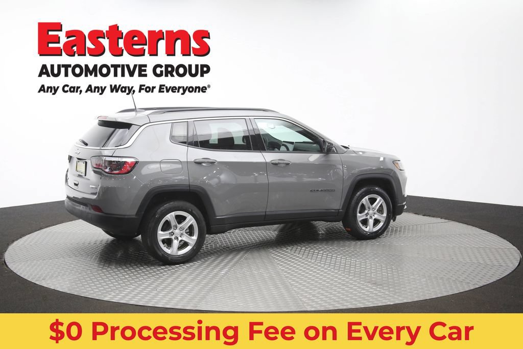 Used 2023 Jeep Compass Latitude w/ Sun and Sound Group AWD/4WD image 44