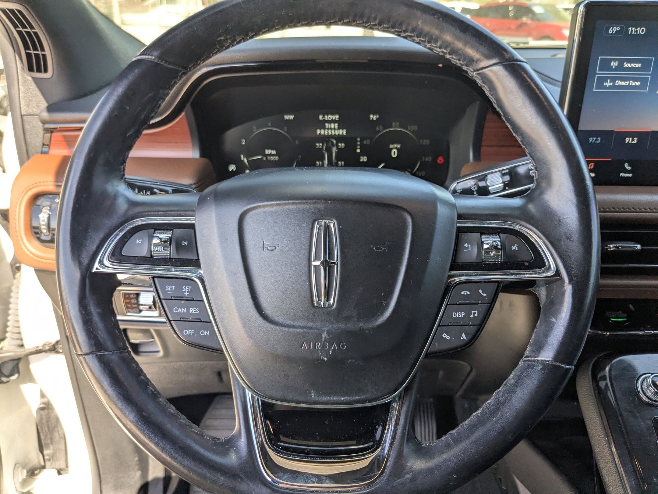 Used 2023 Lincoln Nautilus Reserve w/ Luxury Package FWD image 13
