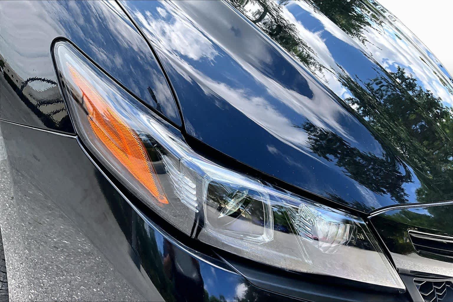 Used 2024 Toyota Camry SE FWD image 28