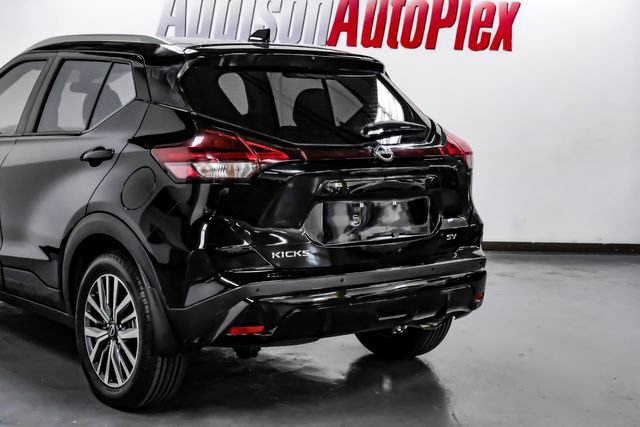Used 2024 Nissan Kicks SV FWD image 17