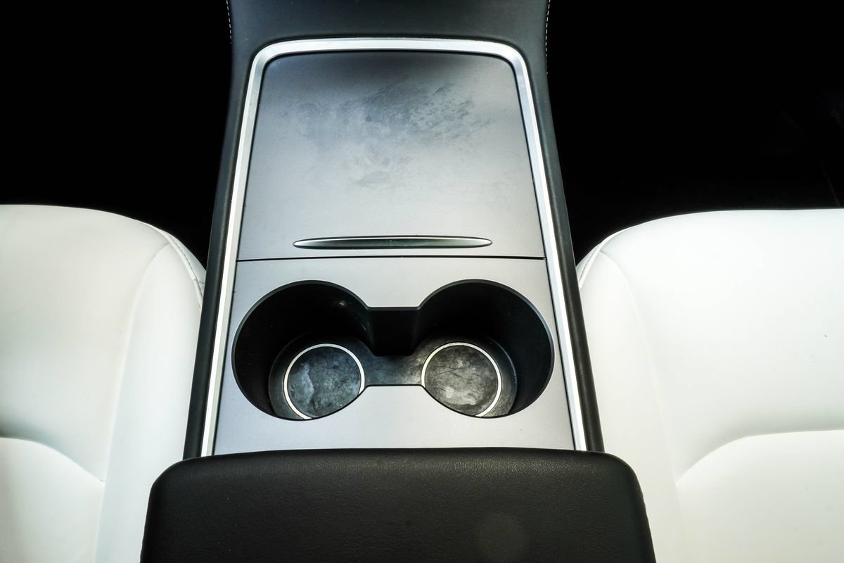 Used 2024 Tesla Model Y Long Range AWD/4WD image 21