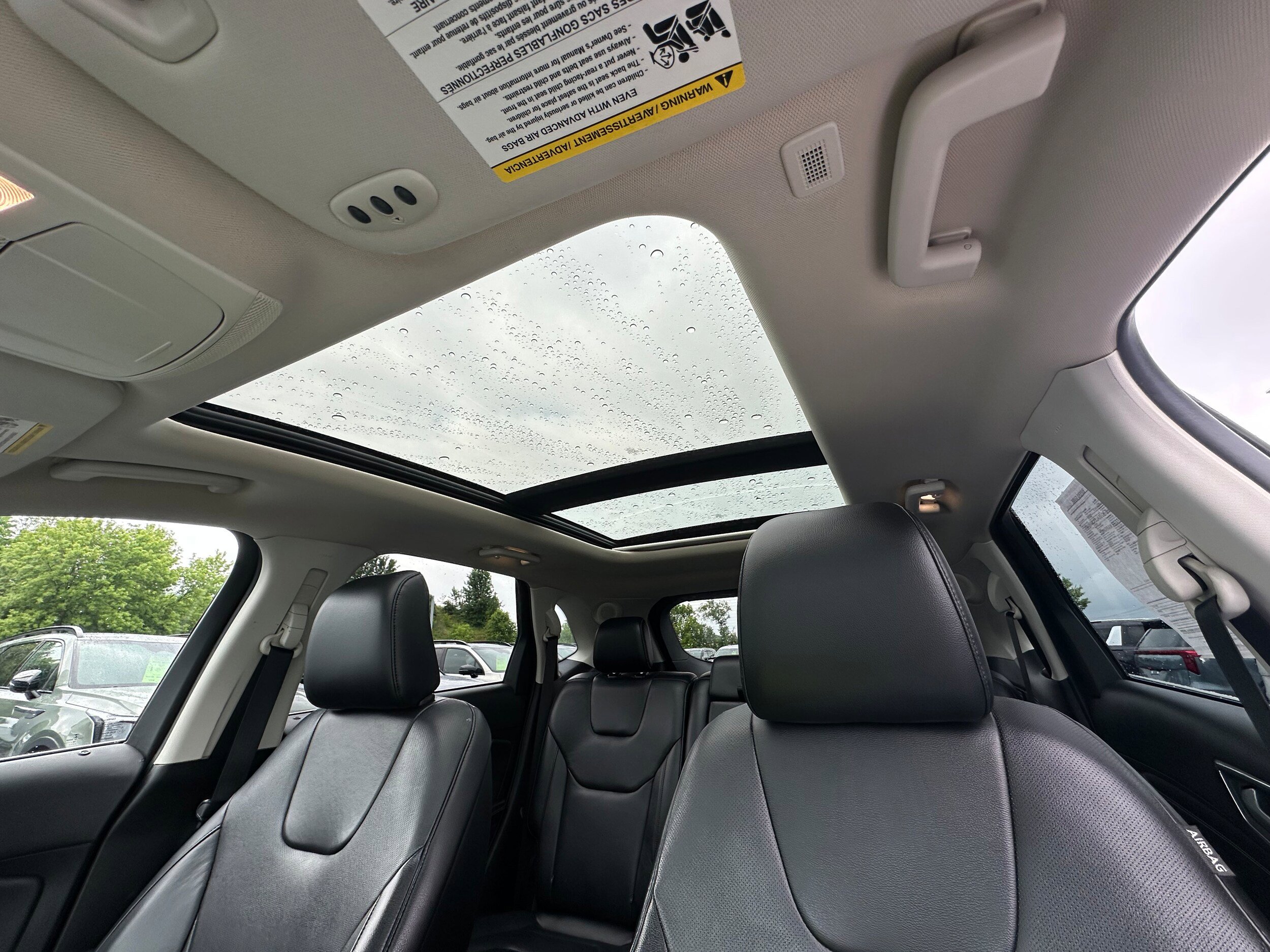 Used 2020 Ford Edge Titanium w/ Equipment Group 301A AWD/4WD image 35