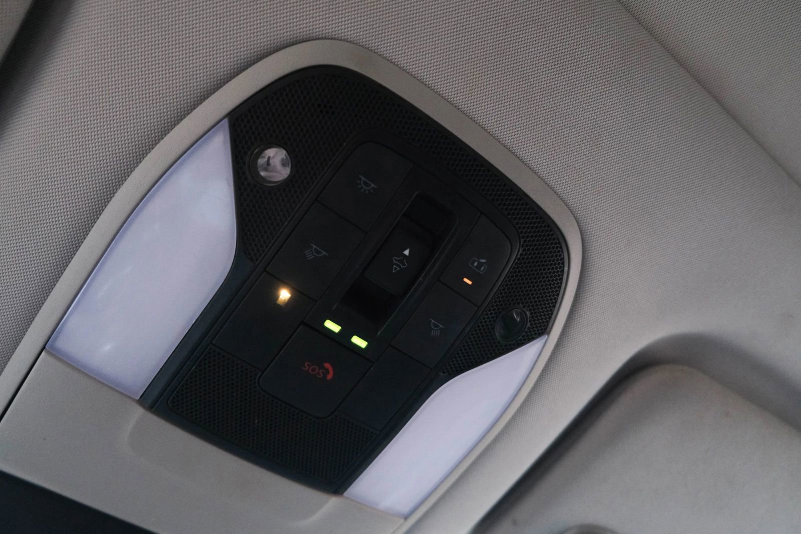 Used 2021 INFINITI QX50 Luxe image 45