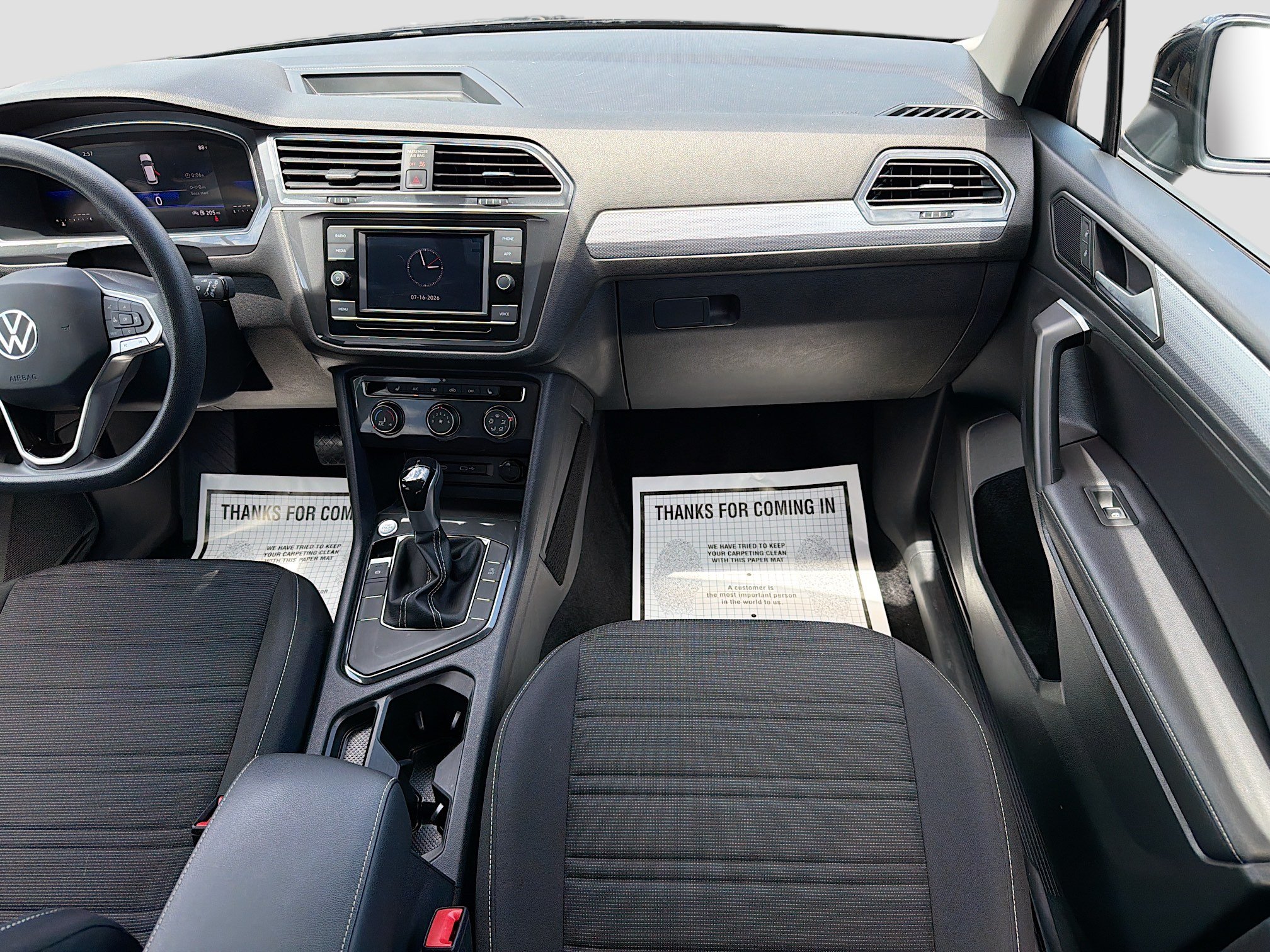 Used 2023 Volkswagen Tiguan S FWD image 17